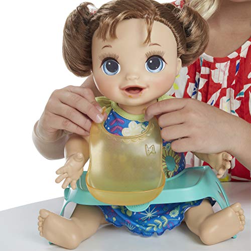 BABY ALIVE Happy Hungry Baby Doll (Pelo lacio marrón), Hace más de 50 Sonidos y Frases, Come y Bebe y Llena su pañal, para niños de 3 años en adelante