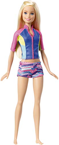 Barbie Aventura de los Delfines, muñeca con mascotas mágicas y accesorios (Mattel FBD63)