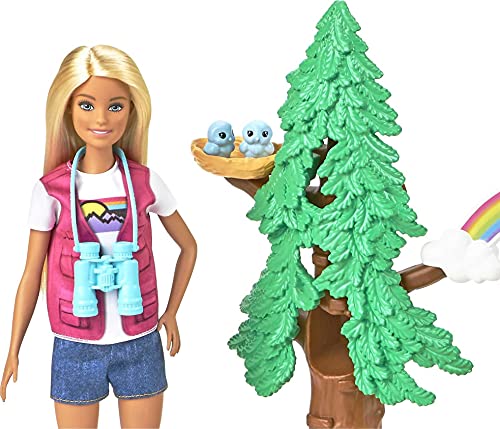 Barbie Exploradora de la Naturaleza Muñeca rubia con moda de montaña y set de juego con animales de juguete y accesorios (Mattel GTN60)