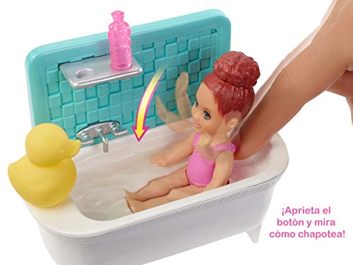 Barbie FXH05 Babysitters Inc Playset with Bathtub, Babysitting Skipper Small Toddler Doll with Button to Move Arms, Multicolour