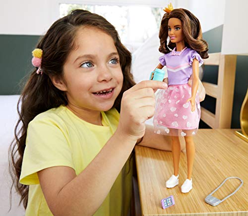 Barbie - Muñeca Teresa de Princess Adventure (29 cm) con Ropa y Accesorios (Mattel GML69)