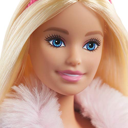 Barbie Princess Adventure Princesa Deluxe, muñeca rubia con accesorios (Mattel GML76)