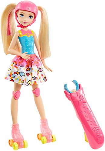 Barbie- Video Game Hero Light-Up Skates Doll Superhero&ampiacutena, Multicolor, (Mattel DTW17) , color/modelo surtido