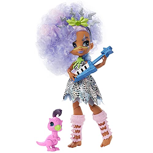 Cave Club Bashley Muñeca con accesorios de juguete y de moda, incluye mascota (Mattel GTH04)