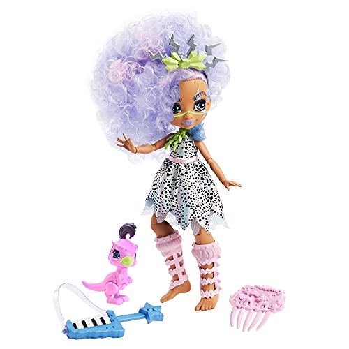 Cave Club Bashley Muñeca con accesorios de juguete y de moda, incluye mascota (Mattel GTH04)