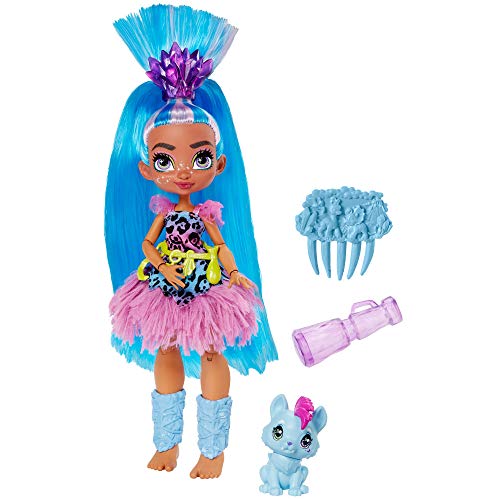 Cave Club Muñeca Tella, muñeca prehistórica con mascota y accesorios (Mattel GNL86)