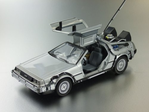 Collectors Welly - Maqueta del Delorean de Regreso al Futuro I (Escala: 1/24, Metal)