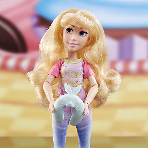 Disney Princess Comfy Squad Aurora - Muñeca de Moda, Juguete Inspirado en la película Ralph rompe Internet, muñeca Casual para niñas de 5 años en adelante