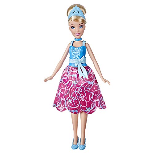 Disney Princess- Muñeca de Moda de Cenicienta Princesa con Trajes a presión, Mezcla y combina, Juguete para niñas de 3 años en adelante (Hasbro E95915L0)