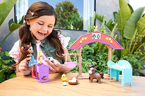 Enchantimals GJX23 Barnyard Nursery PLAYSET with HAYDIE Horse Doll & Trotter, Multi