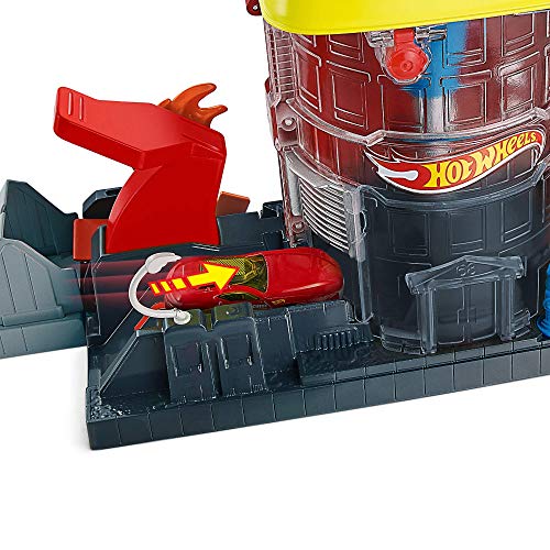 Hot Wheels City Super Rescate del Fuego, pistas de coches de juguete (Mattel GJL06)