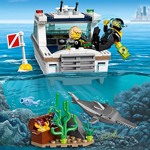 LEGO 60221 City Yate de Buceo, Juguete de Construcción para Niños y Niñas a Partir de 5 años con 2 Mini Figuras de Buceadores