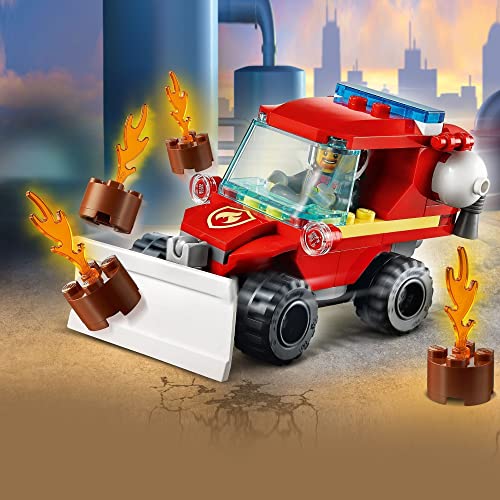 LEGO 60279 City Furgoneta de Asistencia de Bomberos, Set con Camión Juguete y Mini Figuraspara Niños y Niñas +5 Años