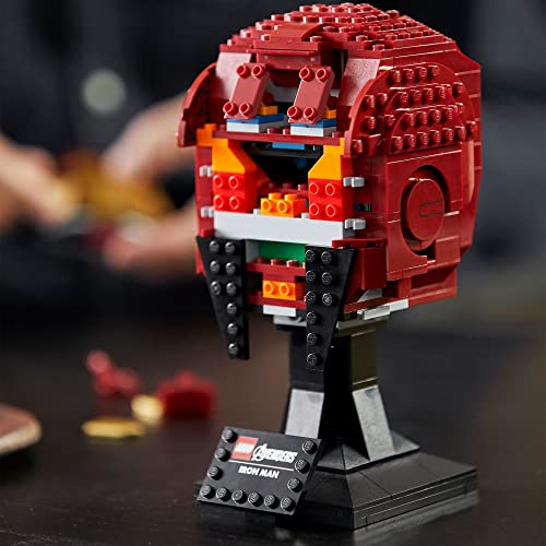 LEGO 76165 Marvel Vengadores El Casco de Iron Man Set de Construcción para Adultos Modelo de Coleccionista, Idea de Regalo