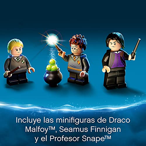 LEGO 76383 Harry Potter Momento Hogwarts: Clase de Pociones, Libro de Juguete Coleccionable, Set Portátil, Estuche de Viaje