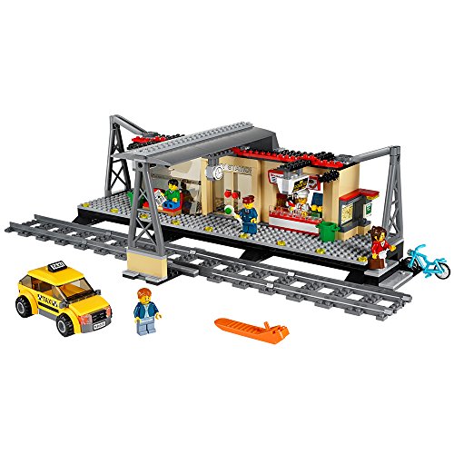 LEGO City - Estación de ferrocarril, Multicolor (60050)