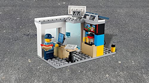 LEGO City Turbo Wheels - Gasolinera, Set de Construcción de Juguete a Partir de 5 Años, con Varios Vehículos de Juguete y Minifiguras (60257) , color/modelo surtido