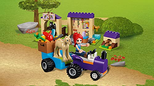 LEGO Friends - Establo de los Potros de Mia, juguete divertido de construcción para aventuras con caballos y mascotas (41361)