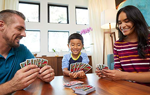 Mattel Games Juego de cartas UNO Junior, juego de mesa para niños con dibujos de animales (Mattel GKF04)