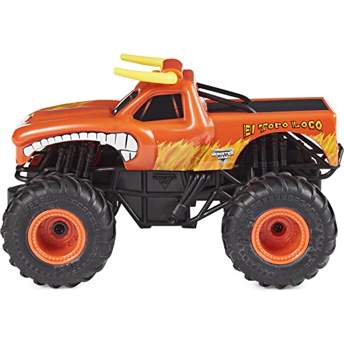 Monster Jam Camión Monstruo de Control Remoto Oficial El Toro Loco, Escala 1:24, 2,4 GHz, para Edades de 4 y más