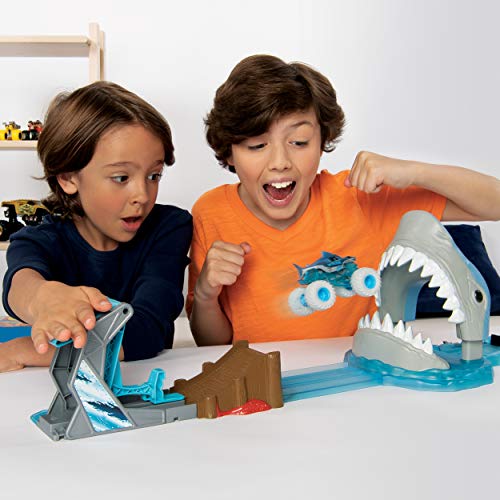 Monster Jam Juego Oficial de Megalodon Mayhem con Exclusivo camión Monstruo Fundido a Escala 1:64 Megalodon