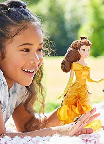 Muñeca clásica con anillo Disney Princesa Belle Classic de 30 cm