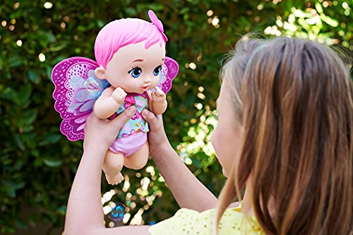 My Garden Baby Mariposas hago pipí Magenta Muñeco de juguete con manta mariposa, biberón y pañal, regalo para niñas y niños +18 meses (Mattel GYP10)