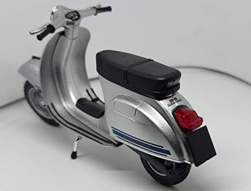 NewRay Piaggio Vespa 125 ET3 Primavera Plata 1:12 Die-Cast