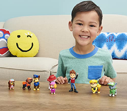 PAW PATROL Liberty Joins The Team Paquete de Regalo de 8 Figuras con Figura Coleccionable Exclusiva, Juguetes para niños a Partir de 3 años