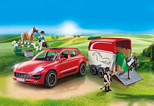 PLAYMOBIL Sports & Action Porsche Macan GTS con Efectos de Luz, a Partir de 4 Años (9376)