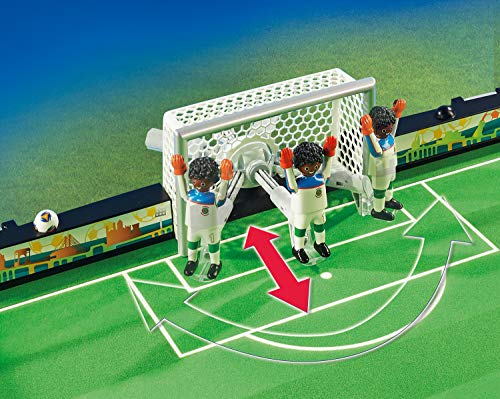 PLAYMOBIL Sports and Action Campo de Fútbol Maletín, con Soporte para Smartphone, a Partir de 5 Años (70244), Multicolor