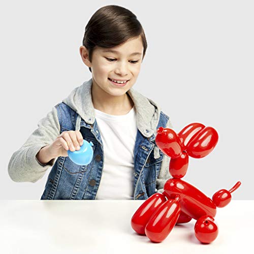 Squeakee- The Balloon Dog Mascota interactiva con Forma de Globo, con 60 Sonidos y Movimientos, Incluye hinchador y alfiler de Juguete (Famosa QUA00000)