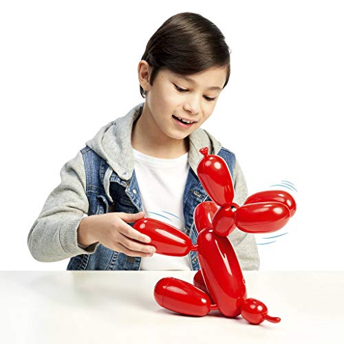 Squeakee- The Balloon Dog Mascota interactiva con Forma de Globo, con 60 Sonidos y Movimientos, Incluye hinchador y alfiler de Juguete (Famosa QUA00000)