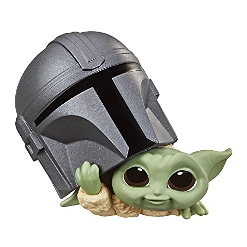 Star Wars The Bounty Collection - Serie 3 - Figuras The Child - Set de 2 Figuras de 5,5 cm - Mirando Dentro del Casco, Tableta Datapad - Edad: 4+