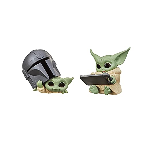 Star Wars The Bounty Collection - Serie 3 - Figuras The Child - Set de 2 Figuras de 5,5 cm - Mirando Dentro del Casco, Tableta Datapad - Edad: 4+