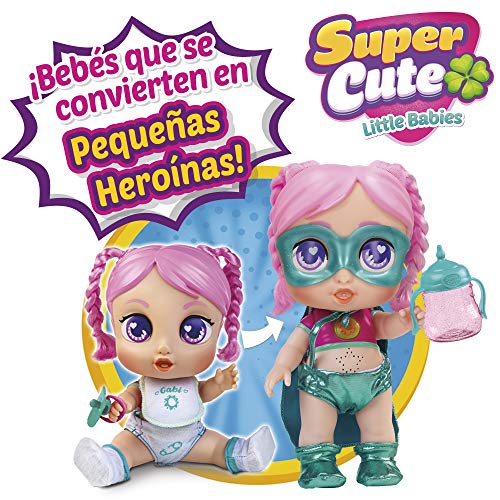 Super Cute - Super Cute Muñeca Superheroína Gabi con biberón mágico, ropa reversible y accesorios Muñeca interactiva con luz y sonidos Muñecas niñas niños 3 años Muñecas bebé recién nacido (85392)