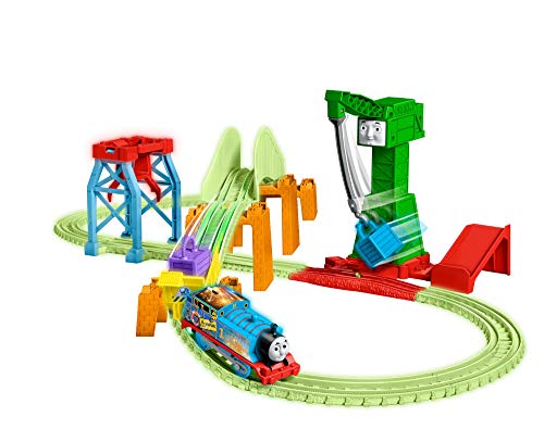 Thomas & Friends Trackmaster Hyper Glow Night Delivery Pista Conjunto con Motor de Tren motorizado Hyper Glow Thomas