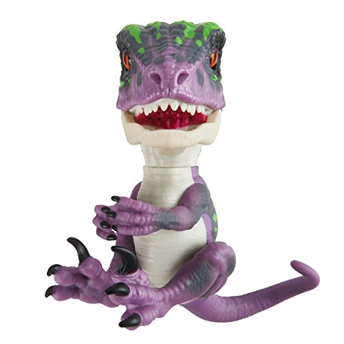 Wow Wee Razor Fingerlings Velociraptor, Color Morado (3784)