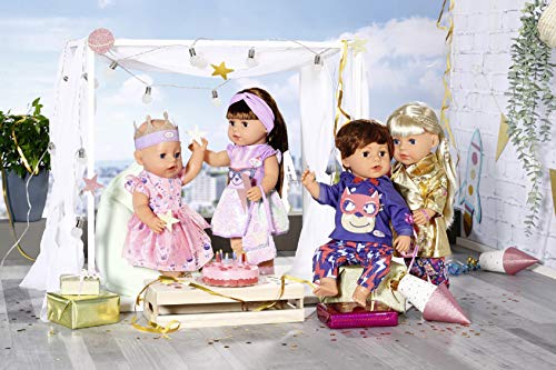 BABY born Deluxe Happy Birthday - Conjunto 43 cm, Para Niños A Partir de 3 Años, Fácil de Usar para Manos Pequeñas, Incluye Conjunto de Cumpleaños, Vestido, Zapatos, Corona y Tarta