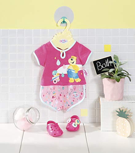 Baby Born Pyjamas & Clogs 43cm Bath-Pijama y Zuecos (43 cm), Color Rosa. (827437)