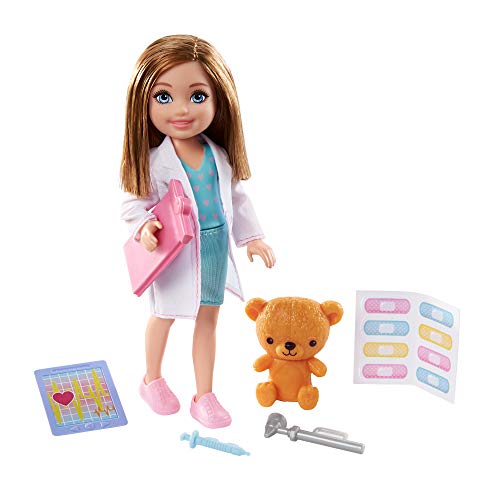 Barbie Chelsea Doctora Muñeca morena con accesorios de medicina de juguete, para niñas y niños +3 años (Mattel GTN88)