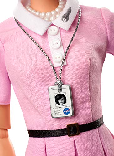 Barbie - Muñeca Katherine Johnson de Grandes Mujeres (Mattel FJH63)