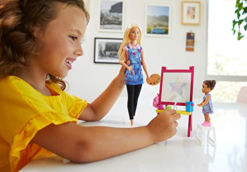 Barbie Quiero Ser maestra de arte, muñeca rubia con bebé y accesorios (Mattel GJM29)