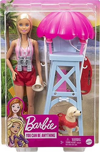 Barbie Socorrista Muñeca rubia con silla de vigilancia de playa de juguete, mascota y accesorios (Mattel GTX69)