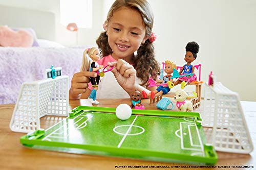 Barbie y sus hermanas fubolistas muñecas con accesorios, regalo para niñas y niños 3-9 años (Mattel GHK37) , color/modelo surtido