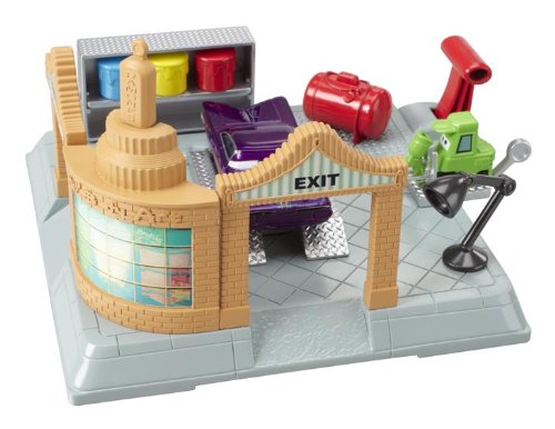 Cars 2 - Radiador Spring, Ramone`s Circuito (Mattel BDF77)