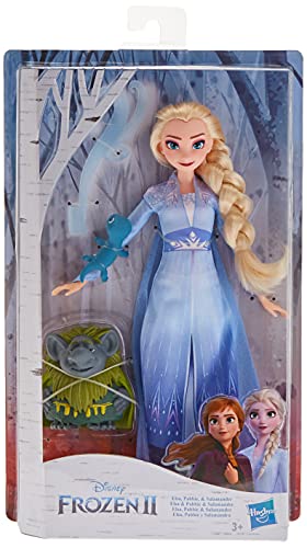 Disney Frozen Elsa Fashion Doll In Travel Outfit Inspirado en Frozen 2 con Figuras de Pabbie y Salamandra