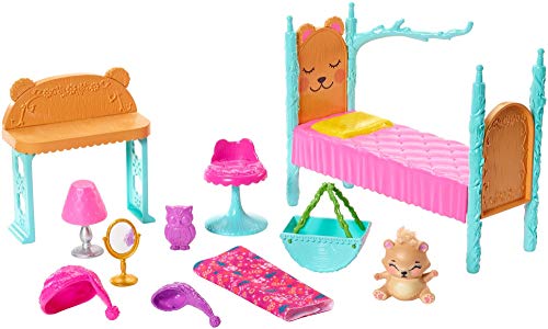 Enchantimals Bren Bear con mascota Snore en dormitorio mágico, muñeca con accesorios (Mattel FRH46)