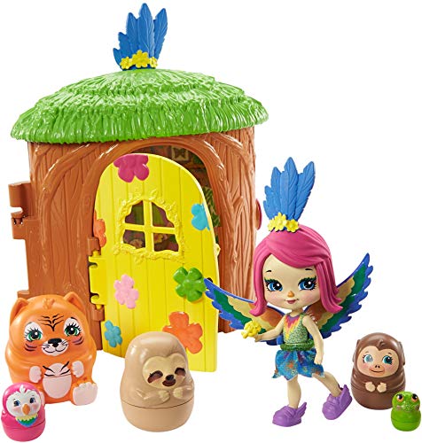 Enchantimals Peeki Parrot y Casa del árbol Muñeca con mascota matrioska sorpresa y casa de juguete (Mattel GTM49)