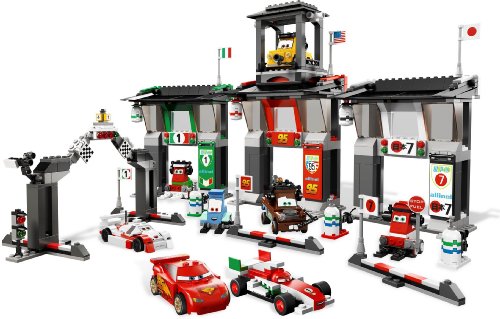 LEGO - 301004 - Cars 2 Exclusiva - 8679 - Desde Tokyo International Circuit